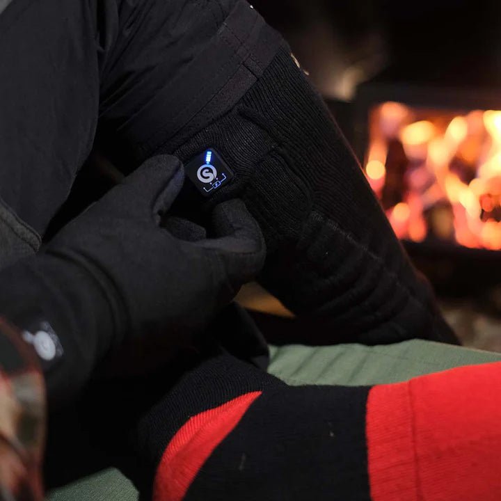 Savior Heat - Värmestrumpor Svart/Röd med Batteri - Nordiq Heat